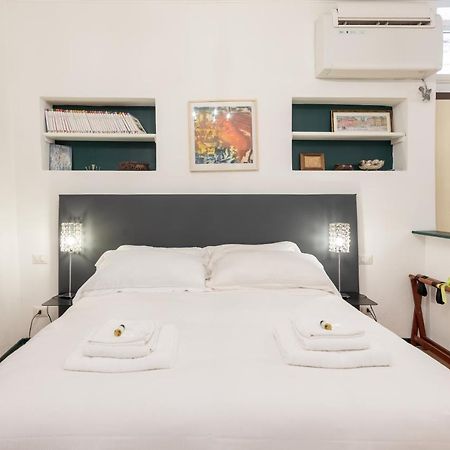 Old Trastevere Studio Rome Exterior photo
